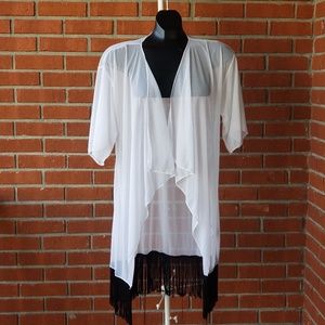 LuLaRoe Monroe White With Black Fringe Kimono